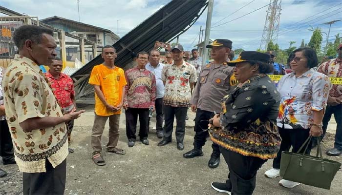 Gubernur Papua Tengah Minta Sekolah Harus Ada Pengamanan